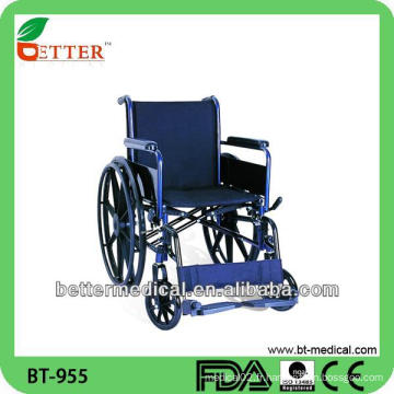 Fauteuil roulant manuel en acier compact